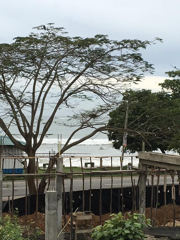 Gold Coast Resort Weligama Exteriör bild